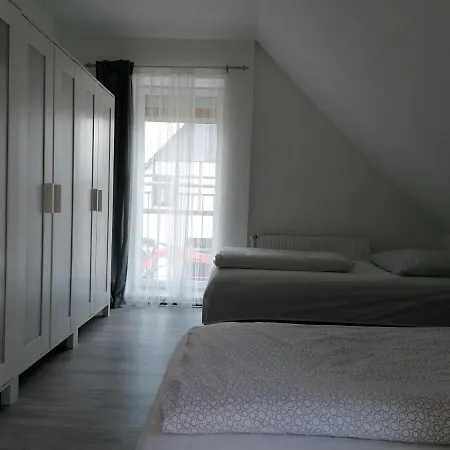 Apartment Ferienwohnung Resit 2 *