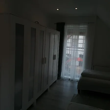 Ferienwohnung Resit 2 شقة *
